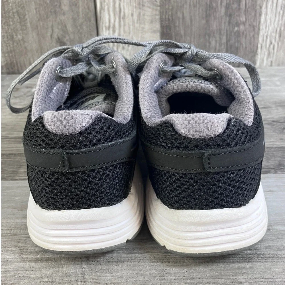 Nike Fusion Lite Kids Running Shoes Black Grey 599292-001 Size 13C